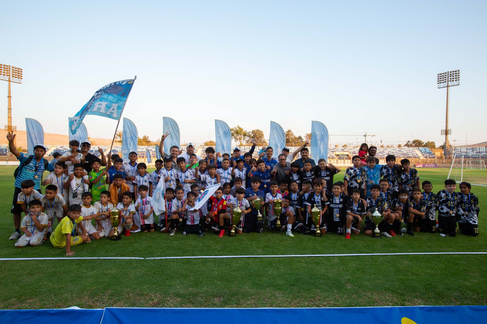 Arica Cup La “Muni” coronó a los súper campeones del fútbol infantil
