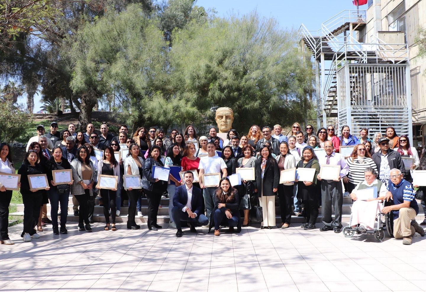 Más de 150 personas egresan de cursos de conducción profesional en Arica gracias al SENCE