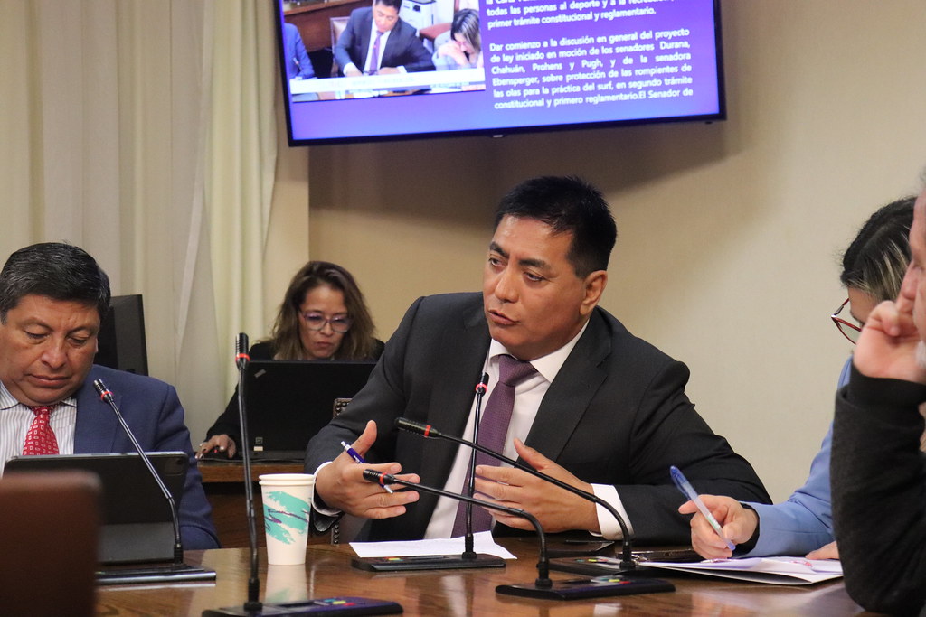 Diputado Enrique Lee solicita registro de asistencia de consejeros regionales a sesiones del CORE