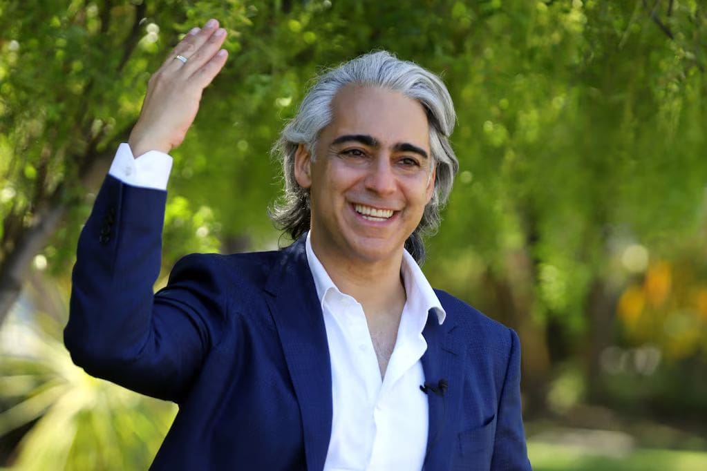 Marco Enríquez-Ominami inscribe su quinta postulación presidencial tras reunir más de 37 mil firmas
