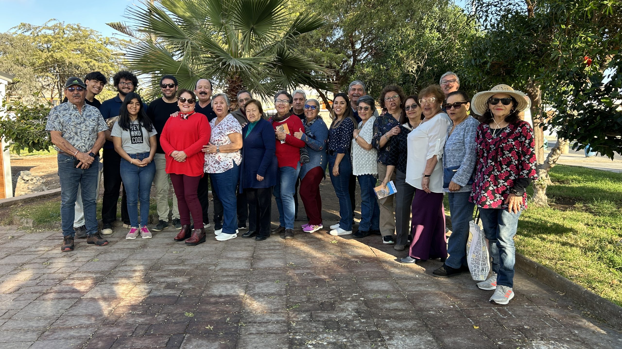 Adultos mayores se capacitan para difundir la Cultura Chinchorro en la región de Los Lagos