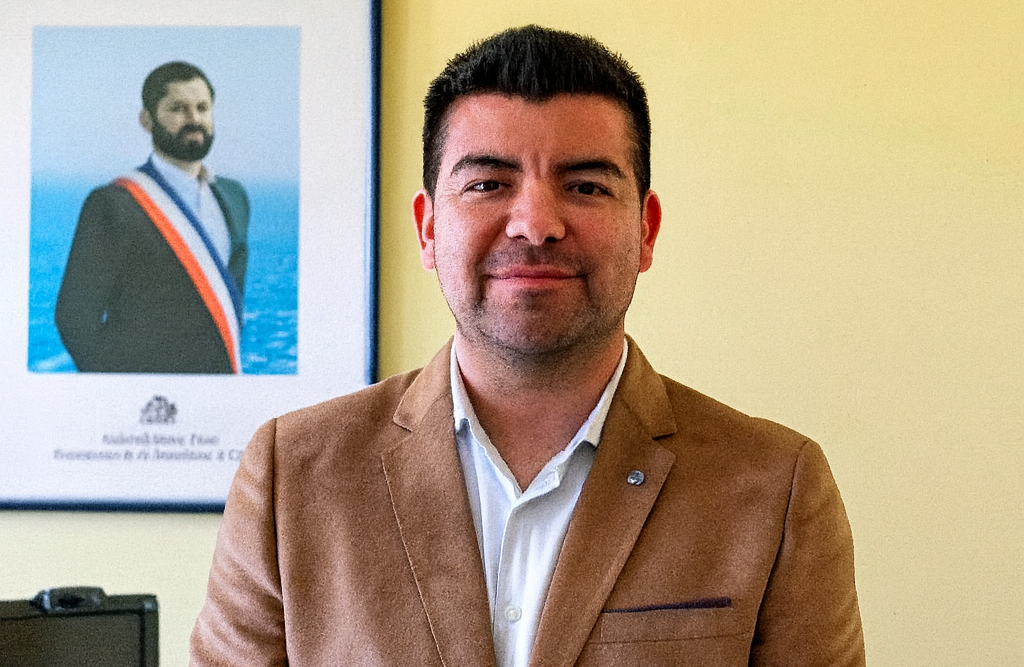 Nuevo SEREMI de Energía de Arica enfrenta revisión administrativa previa en su trayectoria