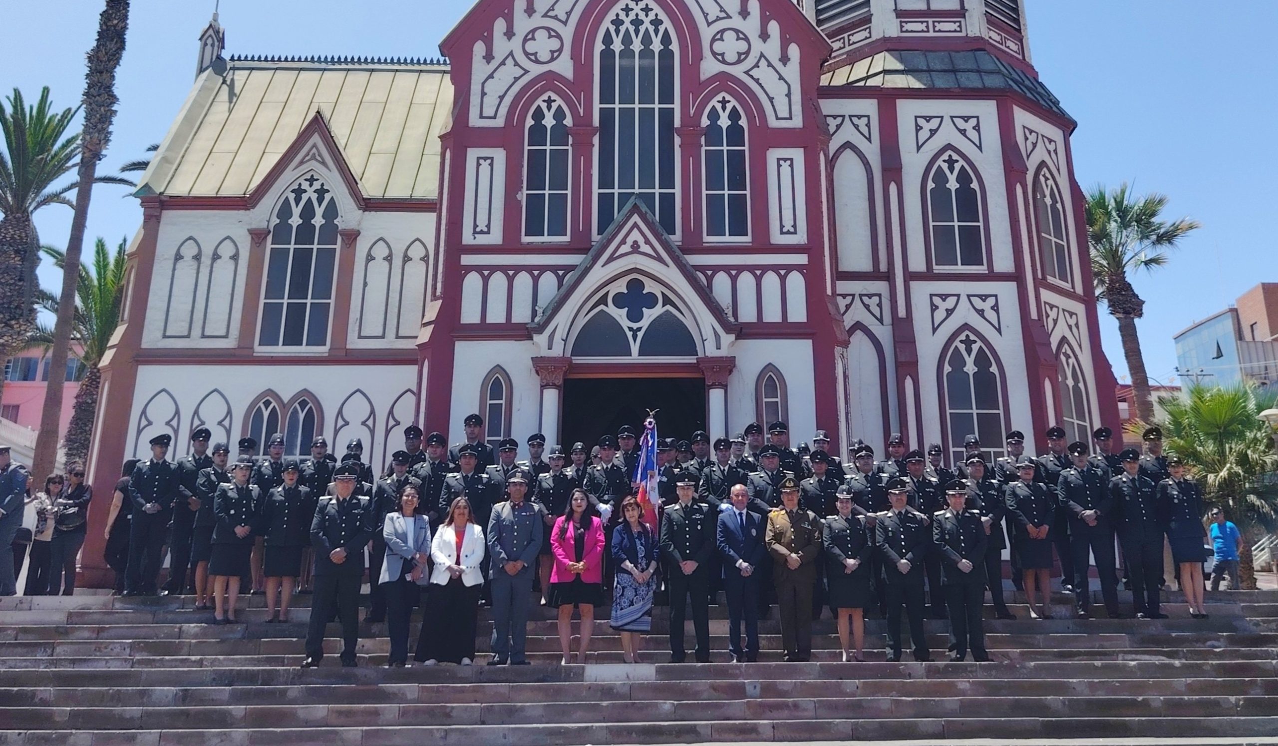 Gendarmería de Chile Conmemoró su 95° Aniversario con solemne misa en la Catedral de San Marcos