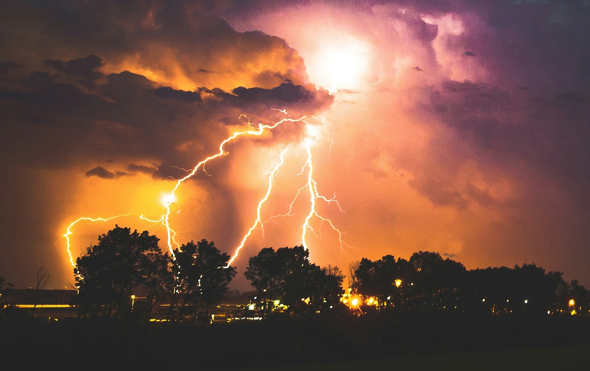 SENAPRED modifica la Alerta Temprana Preventiva en Arica y Parinacota por pronóstico de viento y tormentas eléctricas