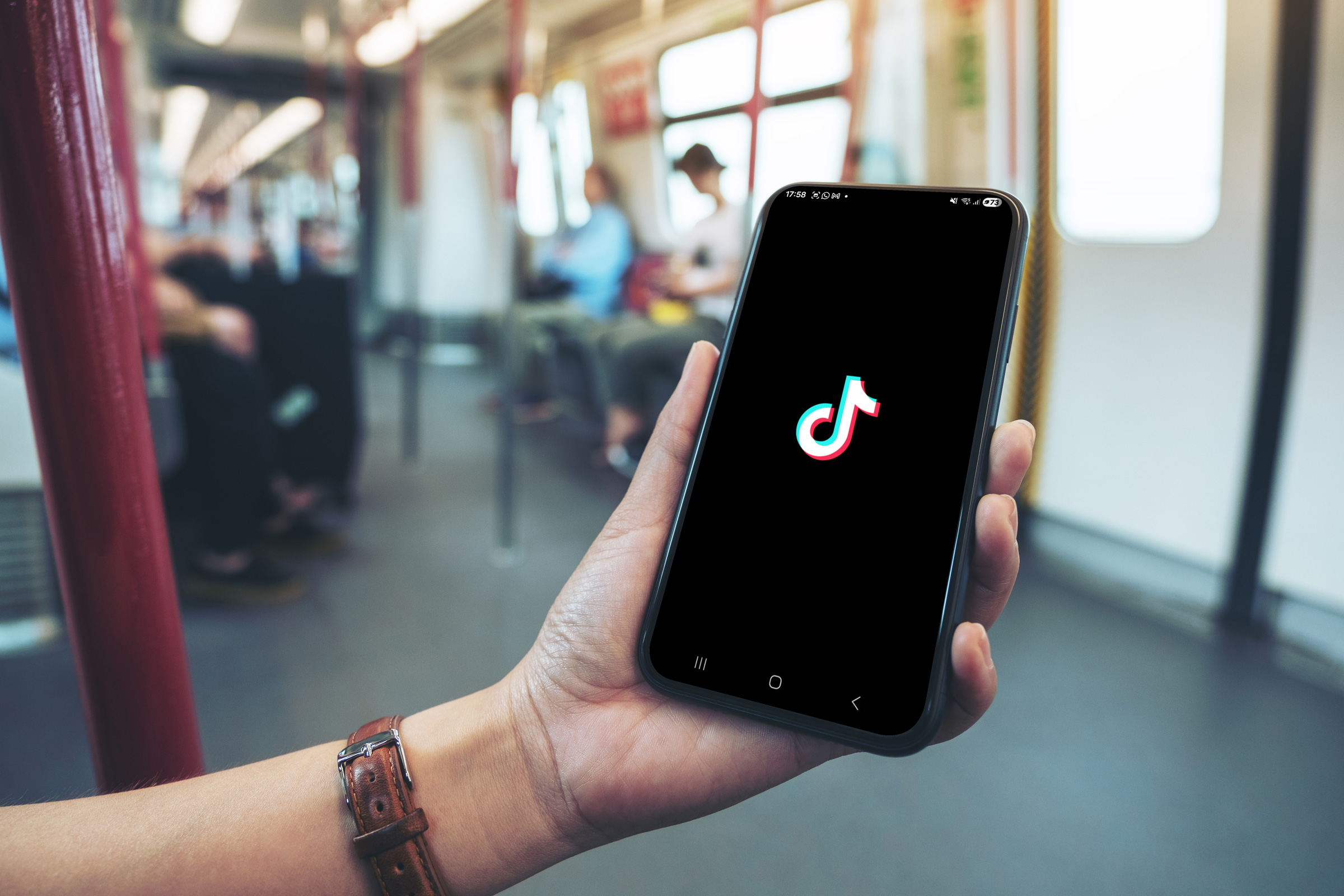 En un 72% creció el tráfico de datos 5G en la Región de Arica y Parinacota y Tik Tok es la app más usada por los chilenos