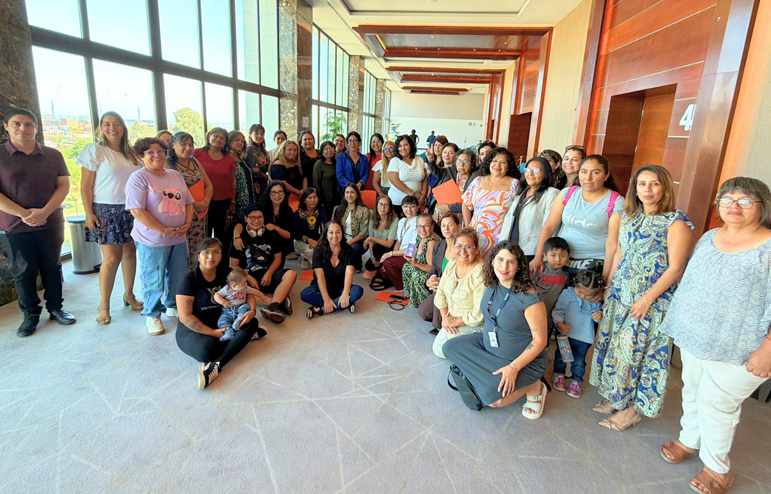 Mujeres de la región fortalecen su liderazgo para incidir en espacios políticos y sociales