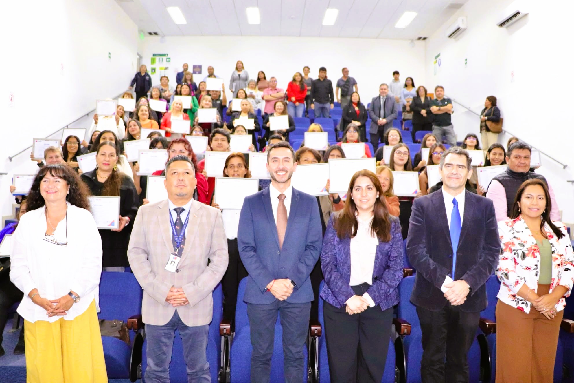 SENCE certifica a más de 50 personas en Arica en oficios estratégicos, técnicas comerciales e inglés