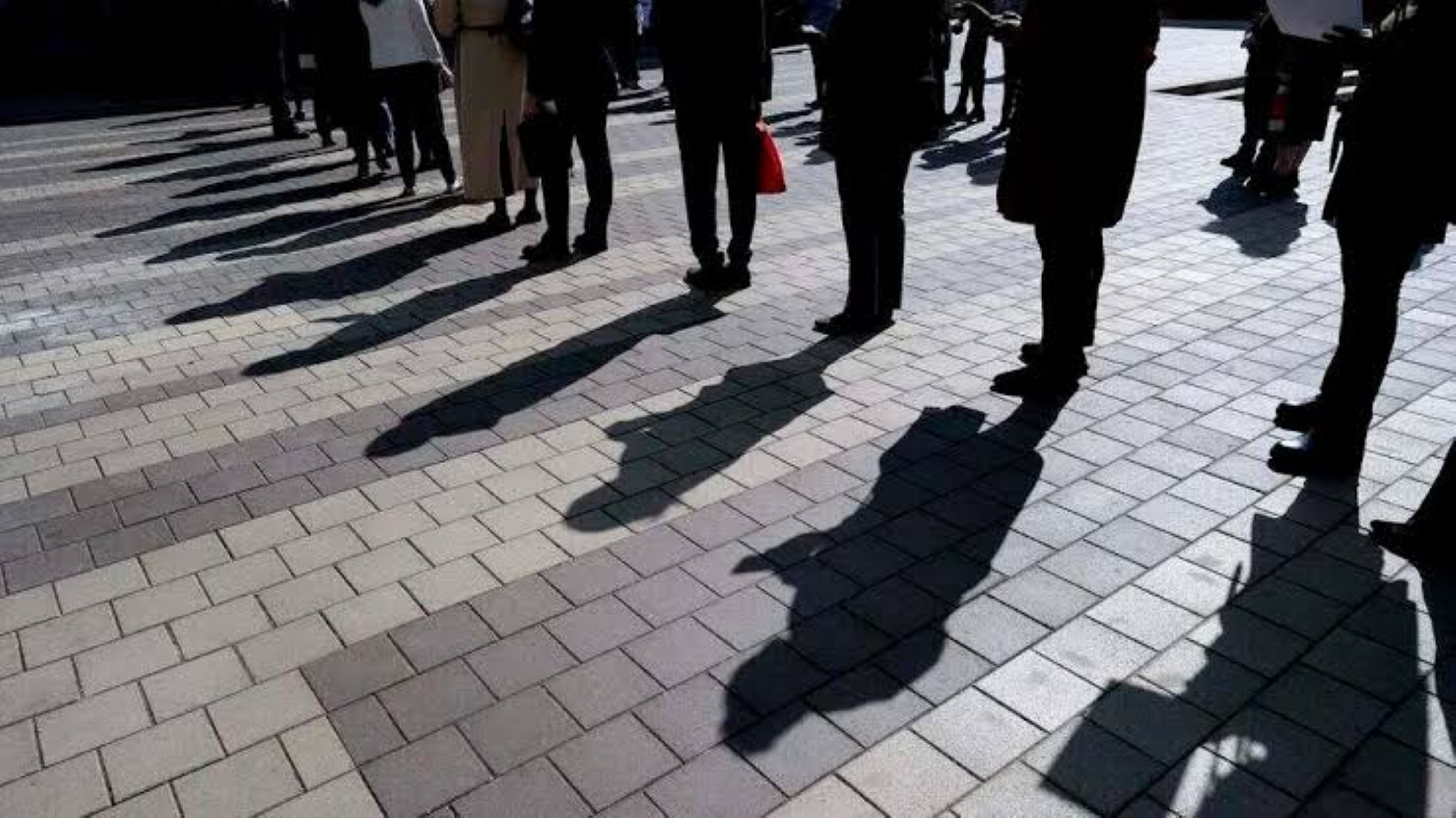 Las señales que preocupan tras el alza del desempleo: Aumenta la informalidad y cae la contratación