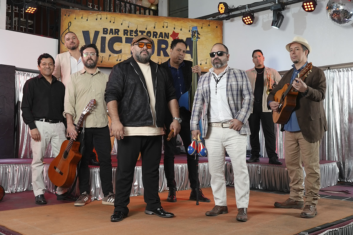 ¿Puede una canción que lleva más de medio siglo emocionando a Chile encontrarse con el son cubano?